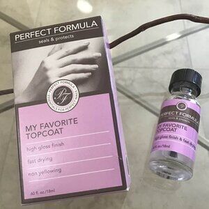 Perfect Formula MY FAVORITE TOPCOAT BRAND NEW IN BOX.